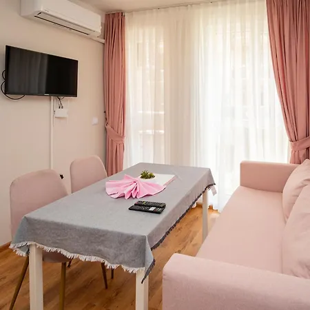 아파트 Marea Garden, - 1bd With Pool By Flat Mаnager *