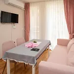 公寓 Marea Garden, - 1bd With Pool By Flat Mаnager *